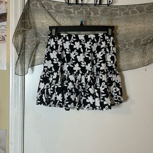 Valija floral skirt